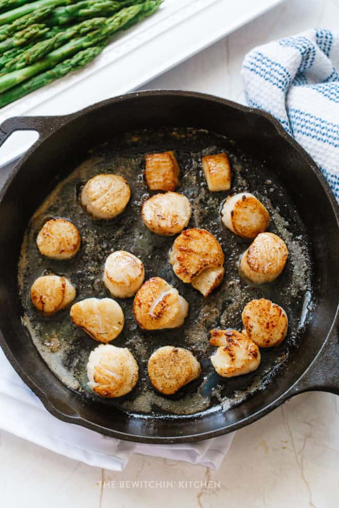 Pan Seared Scallops With White Wine Sauce Bewitchin Kitchen