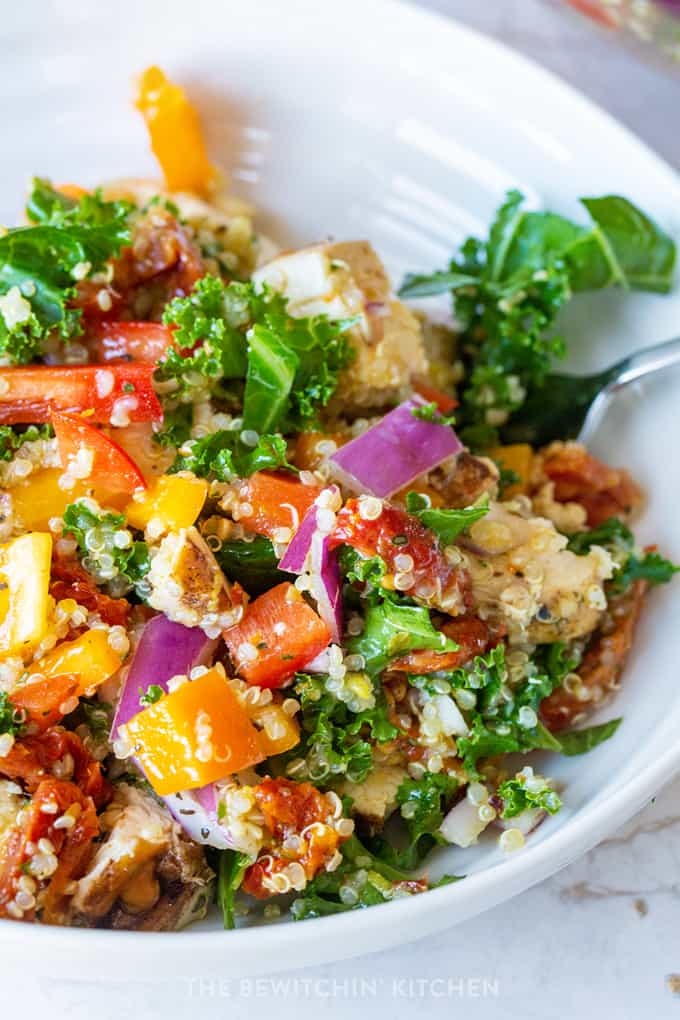 Mediterranean Chicken Quinoa Salad | The Bewitchin' Kitchen