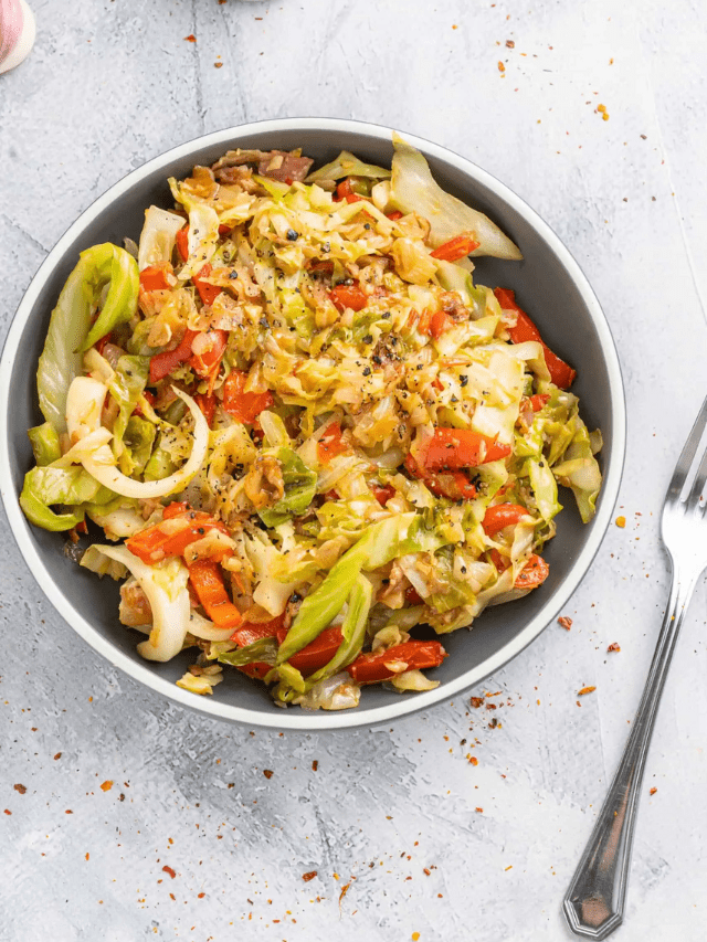 The Best Taste and Texture Combo from Fried Cabbage and Bacon | The ...