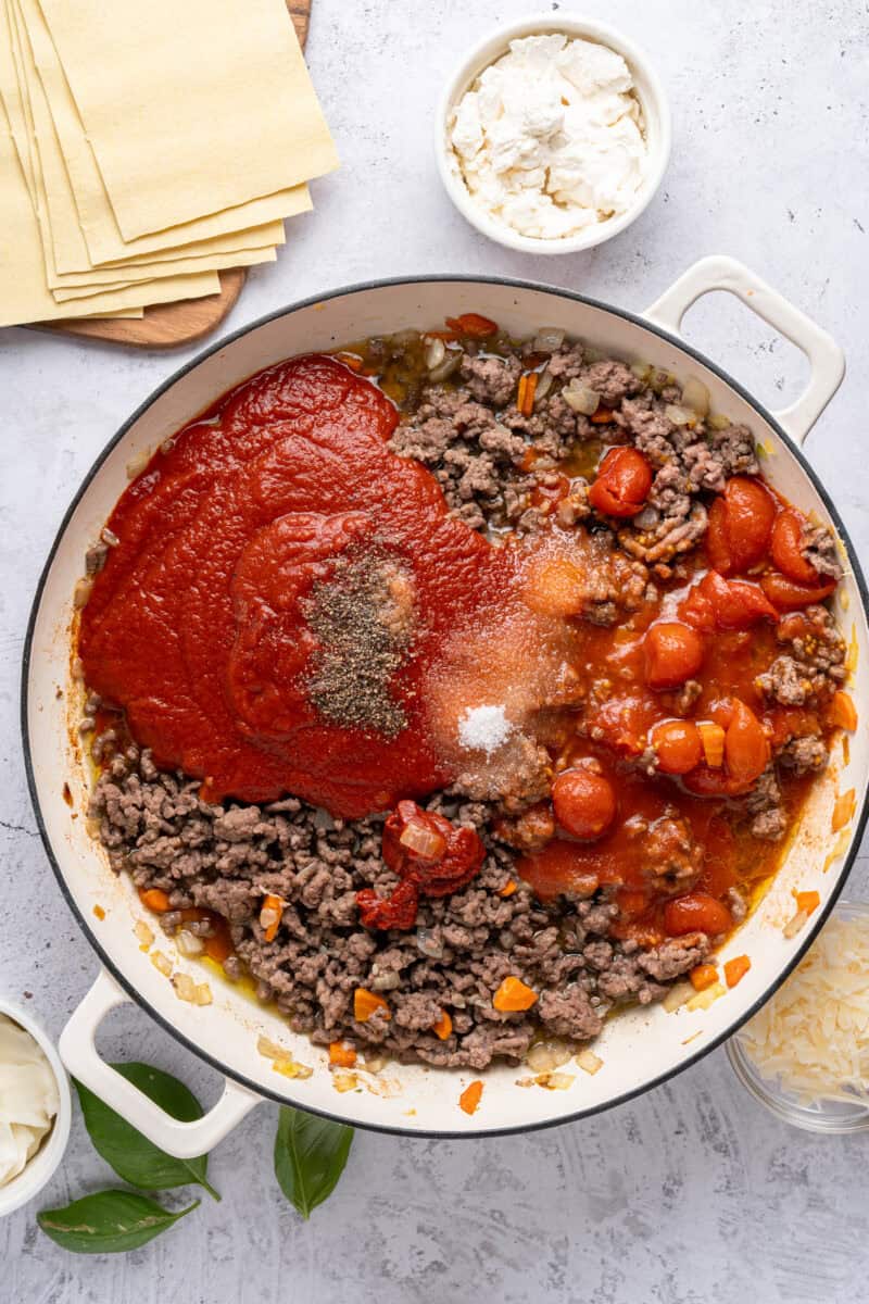 Making bolognese sauce for lasagna