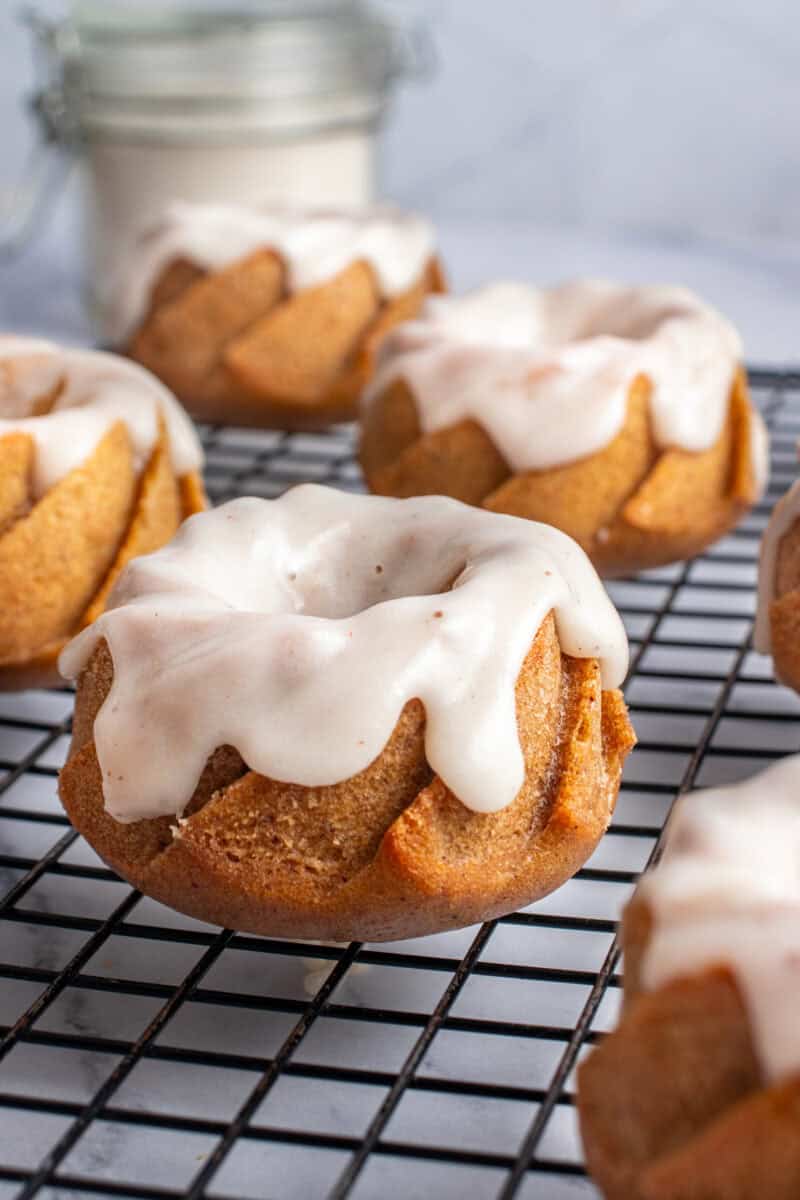 Pumpkin Mini Bundt Cakes: Perfect Fall Treats