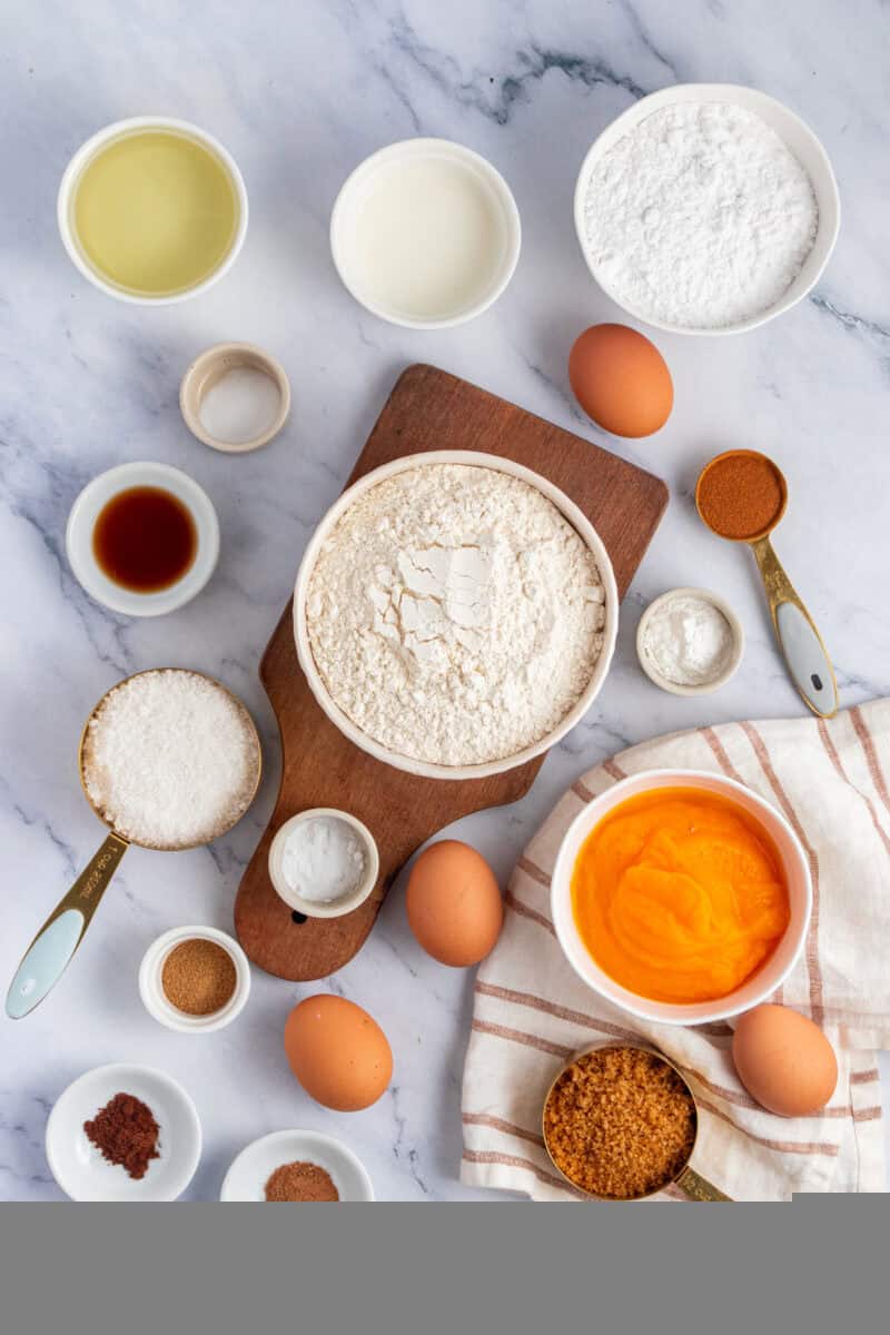 Ingredients for pumpkin mini bundt cakes